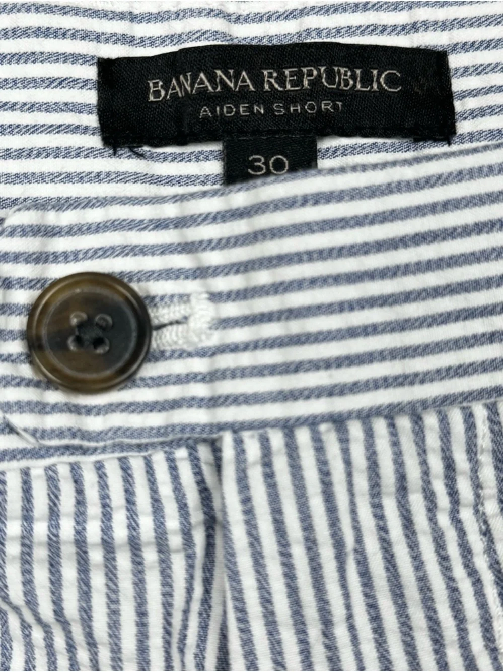 Banana Republic Aiden Short Blue & White Vertical Stripes Casual Size 30 Shorts - Picture 5 of 5